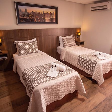 Padom Business Hotel Bragança Paulista Kültér fotó