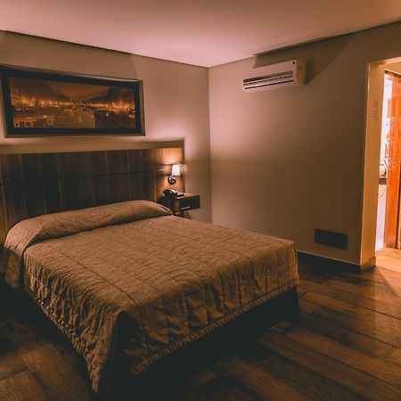 Padom Business Hotel Bragança Paulista Szoba fotó