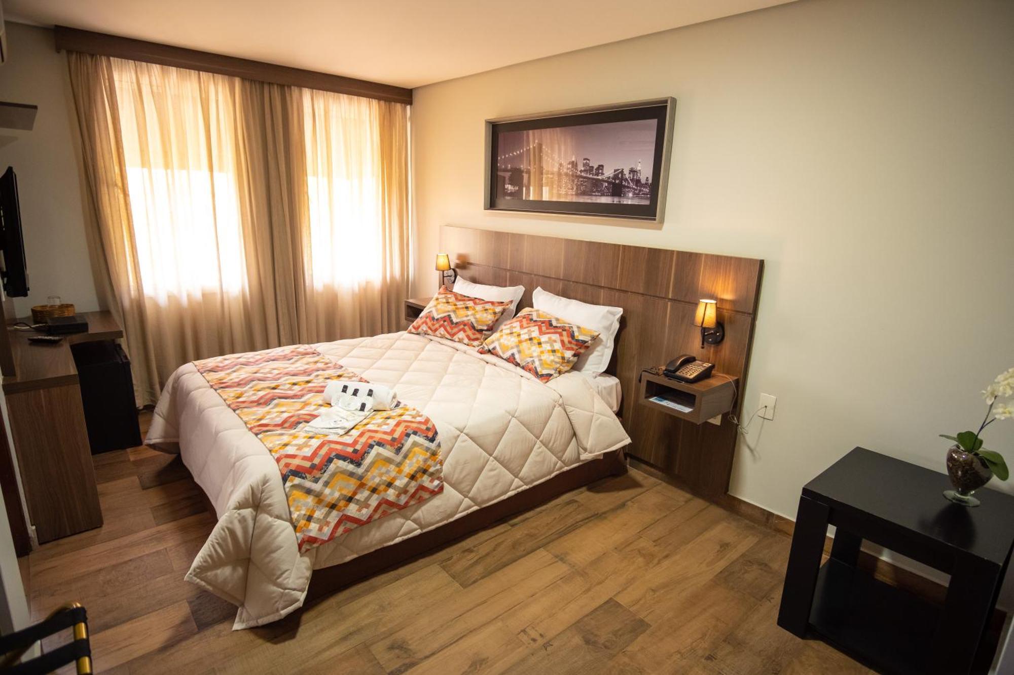 Padom Business Hotel Bragança Paulista Kültér fotó
