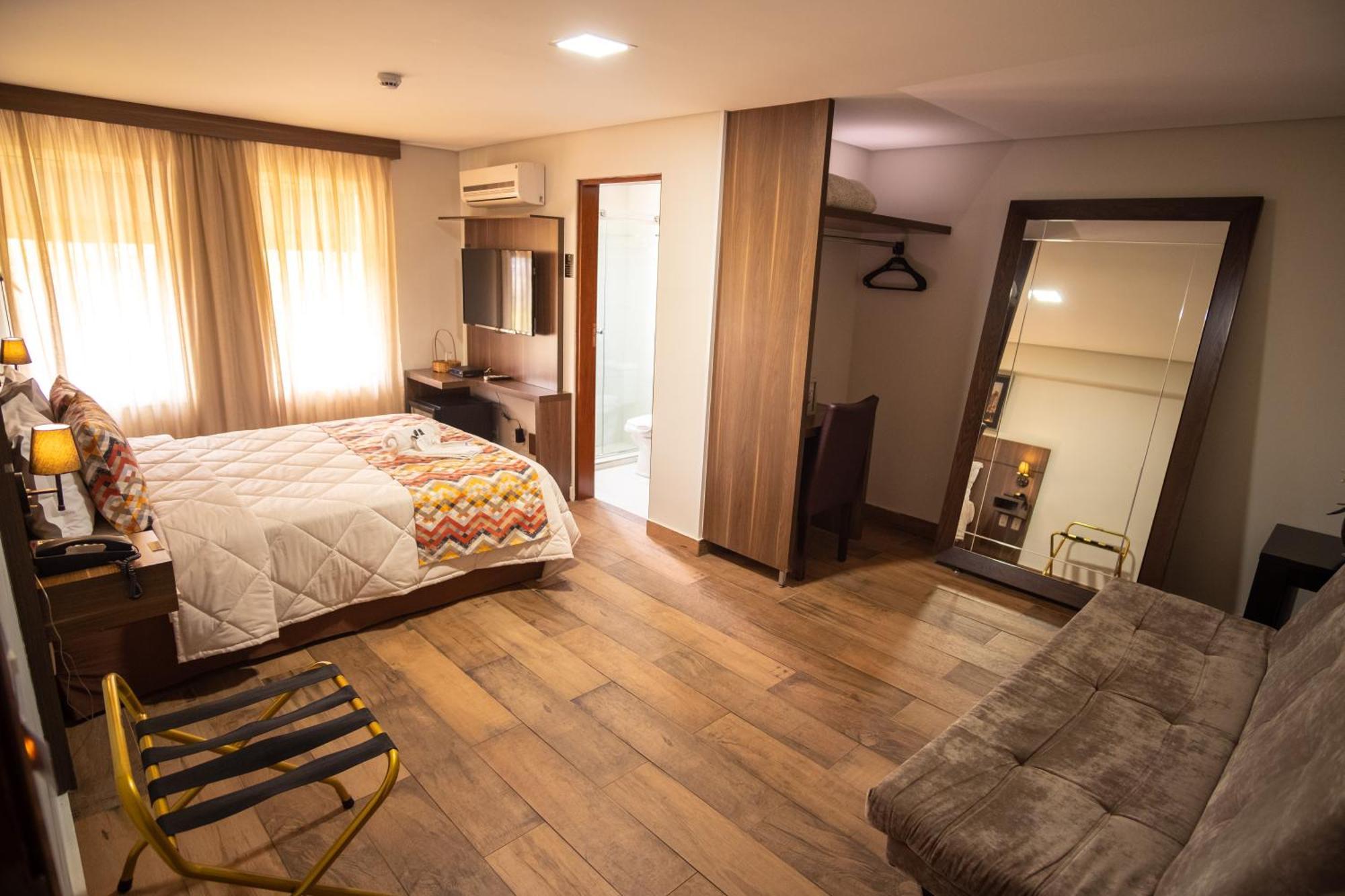 Padom Business Hotel Bragança Paulista Kültér fotó
