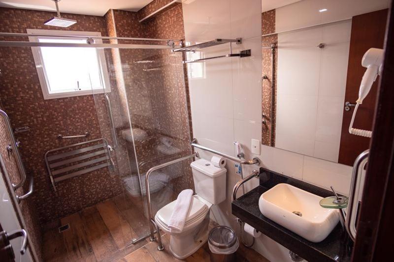 Padom Business Hotel Bragança Paulista Kültér fotó