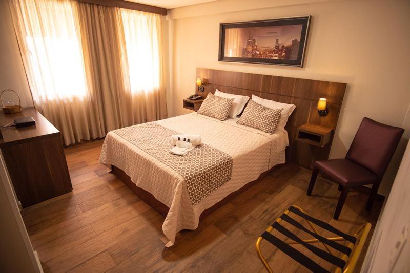 Padom Business Hotel Bragança Paulista Kültér fotó