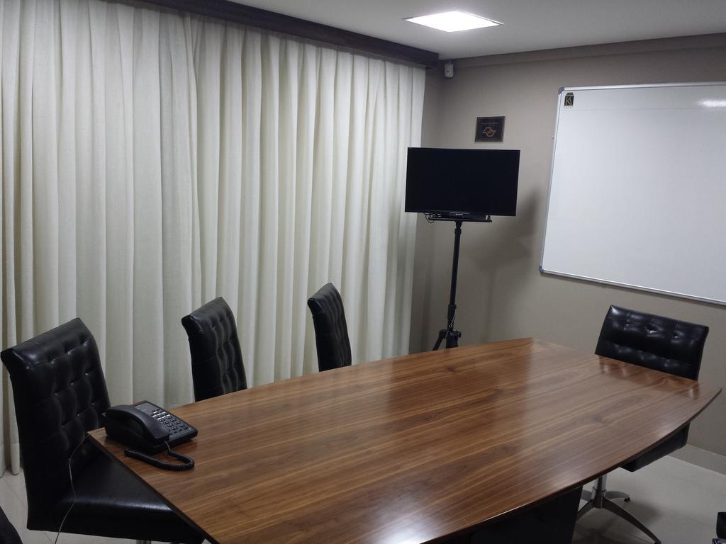 Padom Business Hotel Bragança Paulista Kültér fotó