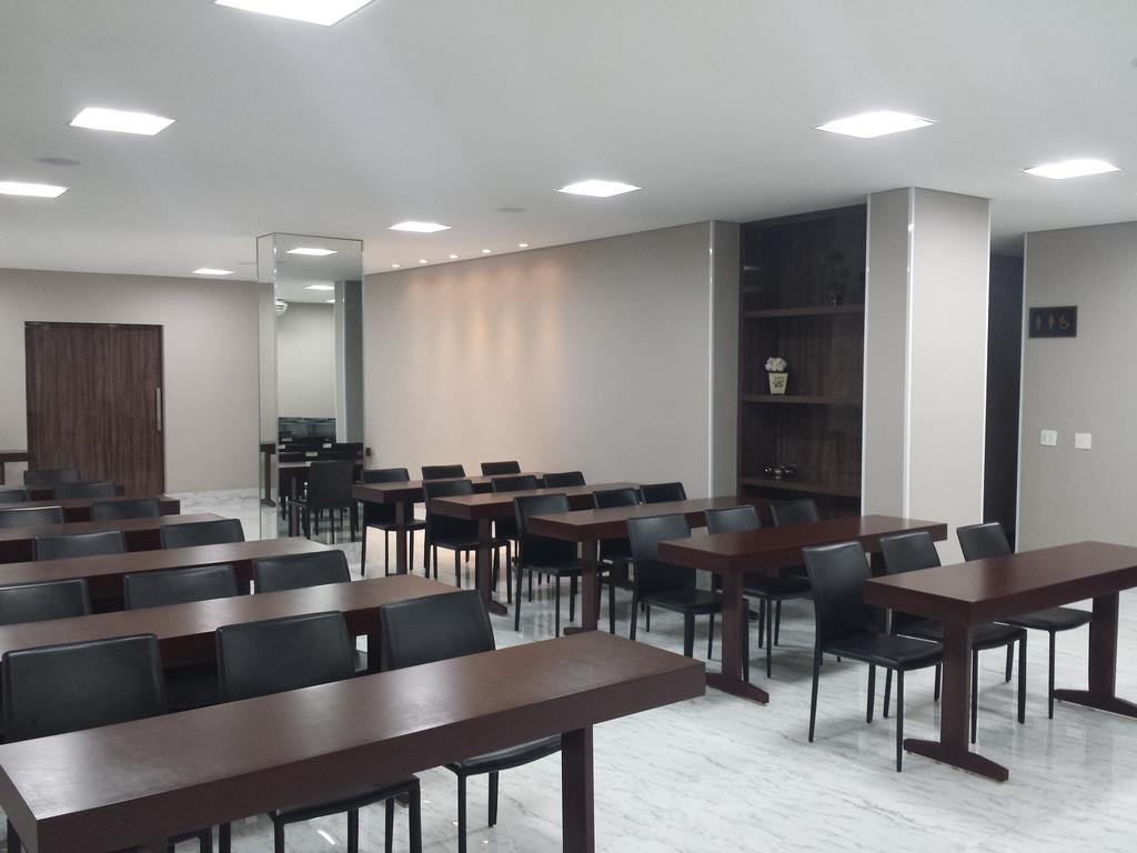 Padom Business Hotel Bragança Paulista Kültér fotó