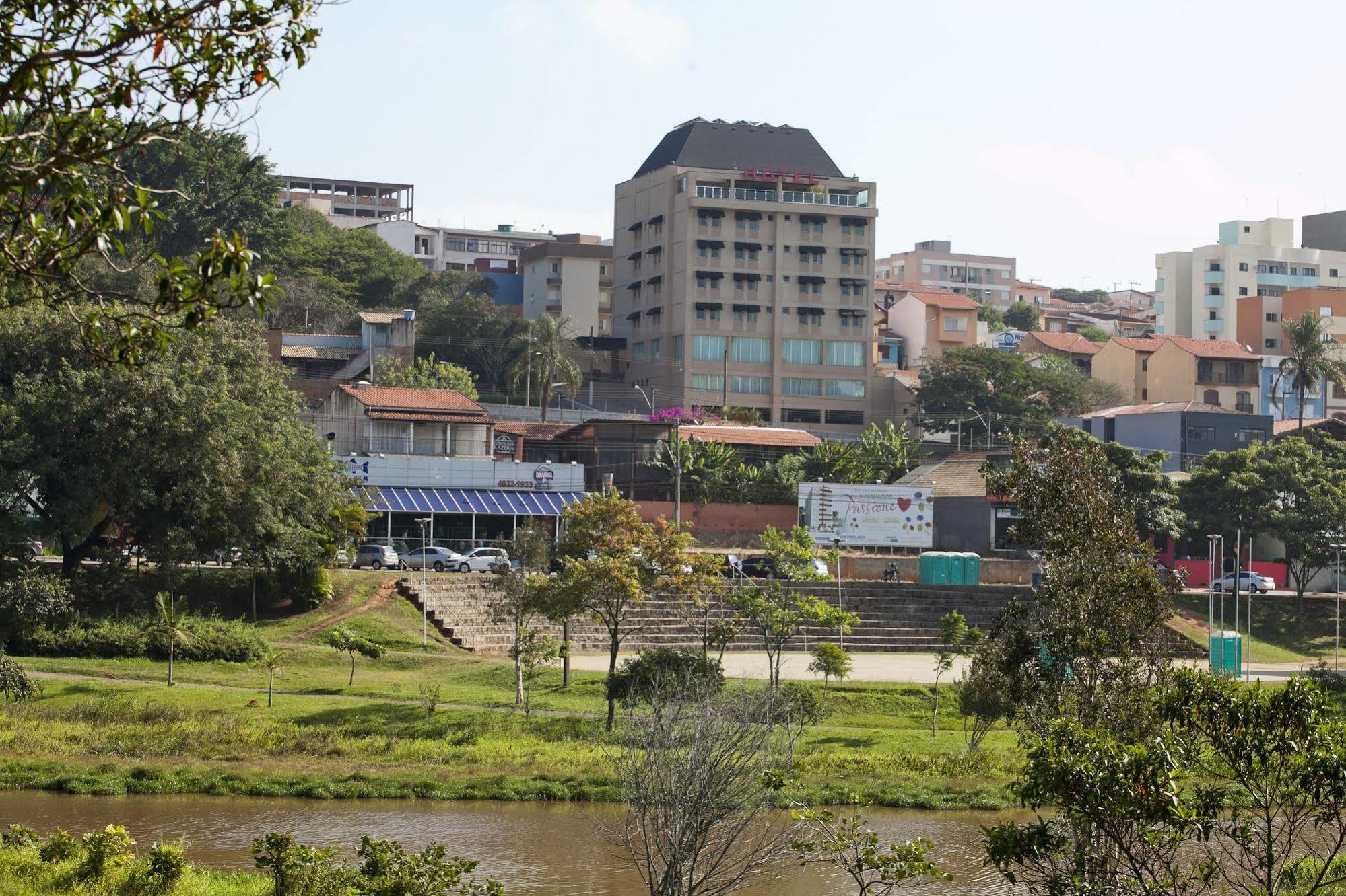 Padom Business Hotel Bragança Paulista Kültér fotó